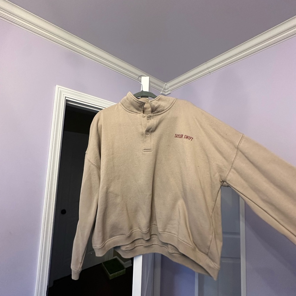 Taylor Swift Red Taylor’s Version Collared Pullover